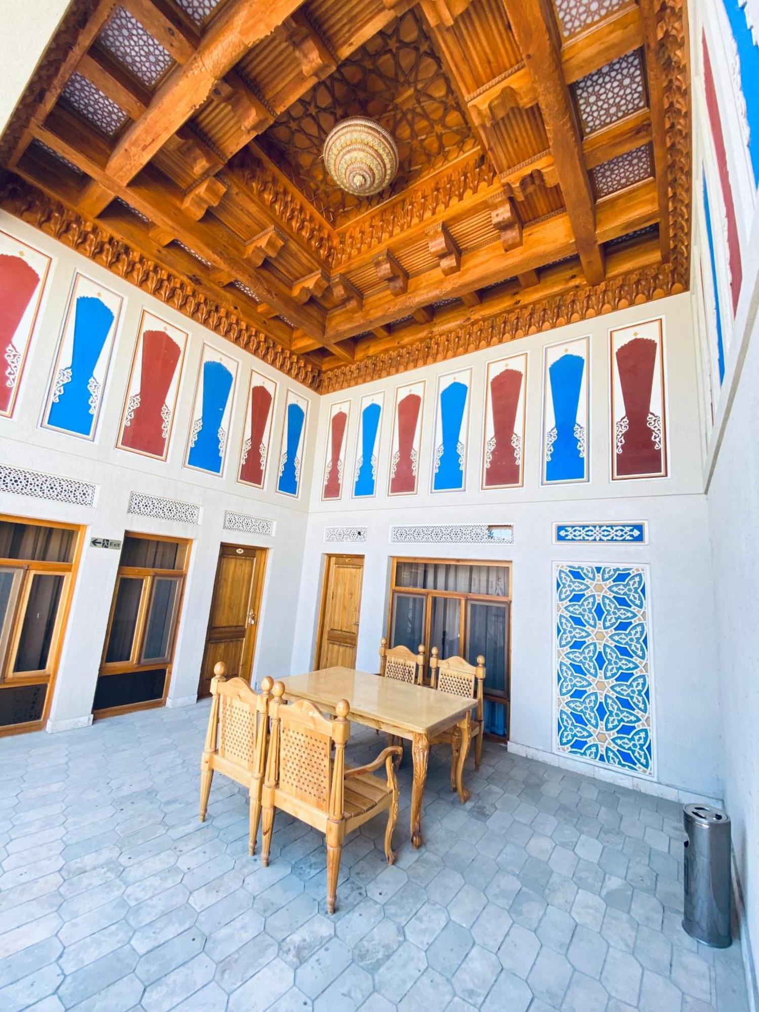 בוקורו Nostalgia Boutique Hotel מראה חיצוני תמונה